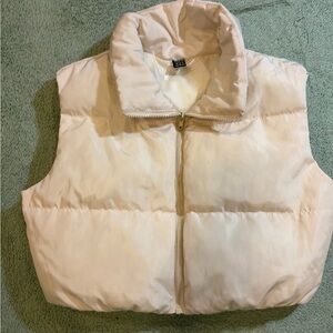 SHEIN Women’s Pinkish Cream Cropped Puffer Vest sz Small